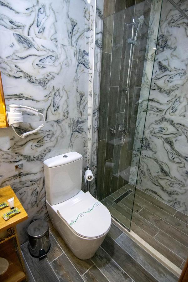 Te Kalaja Rooms Gjirokastra Kültér fotó