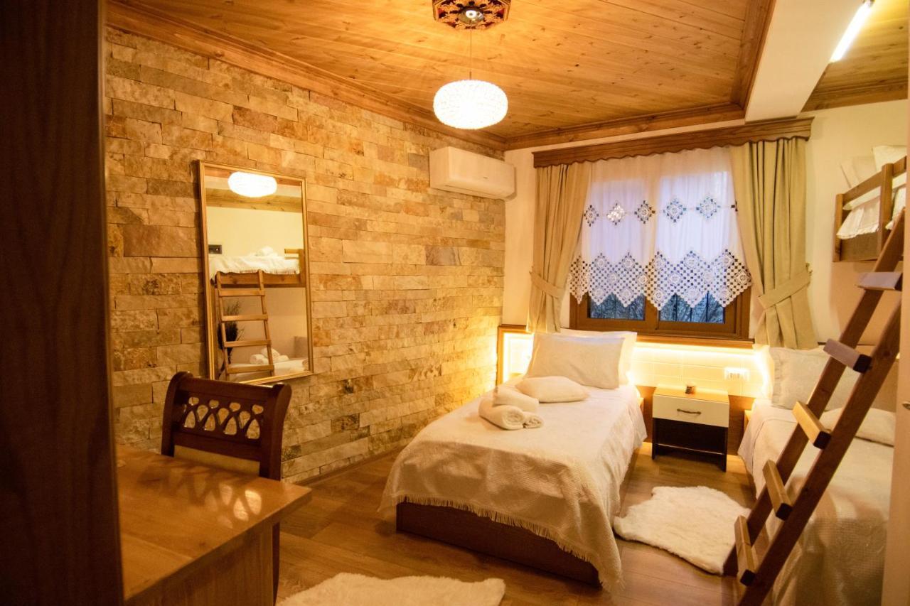 Te Kalaja Rooms Gjirokastra Kültér fotó