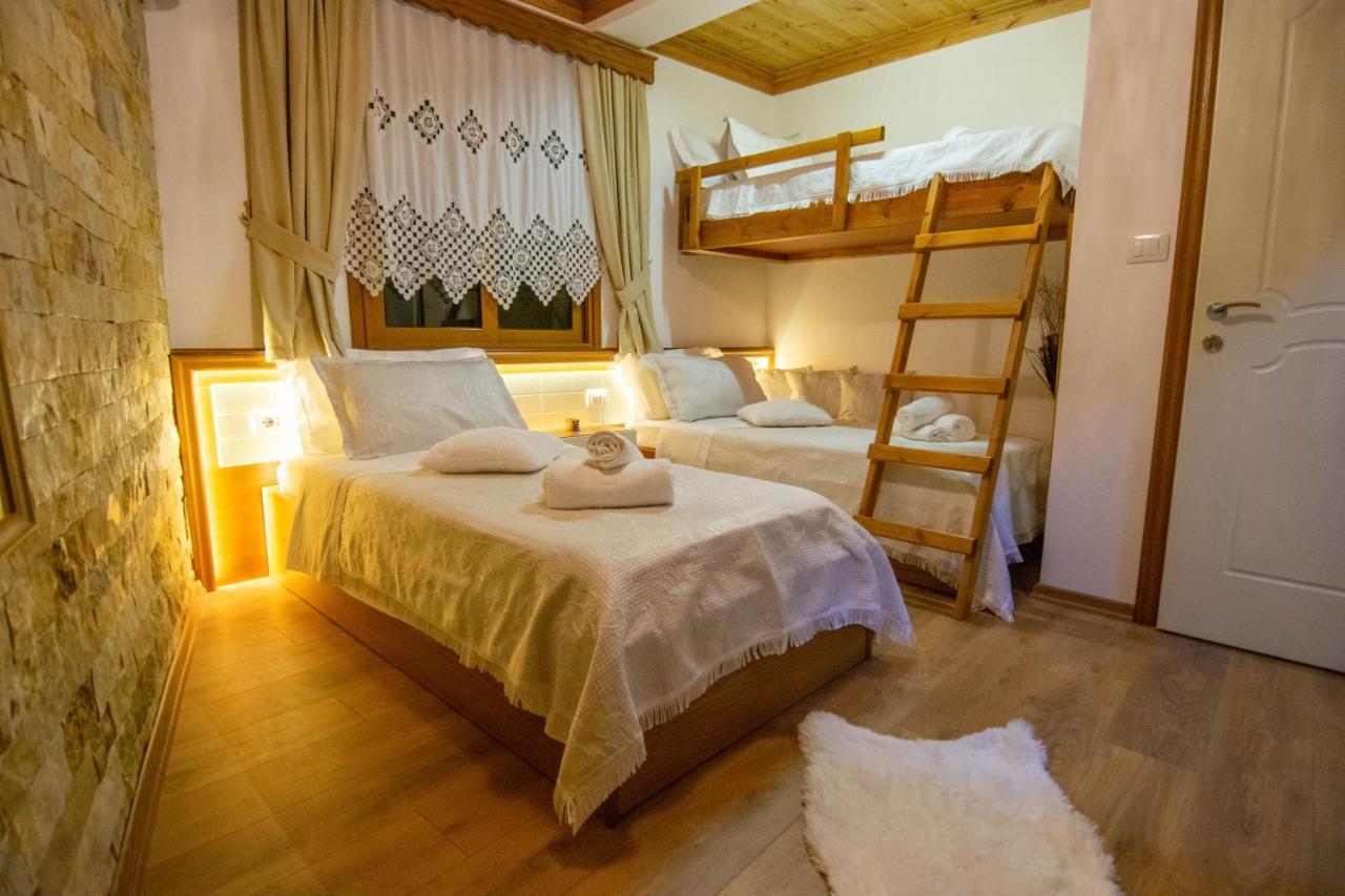 Te Kalaja Rooms Gjirokastra Kültér fotó